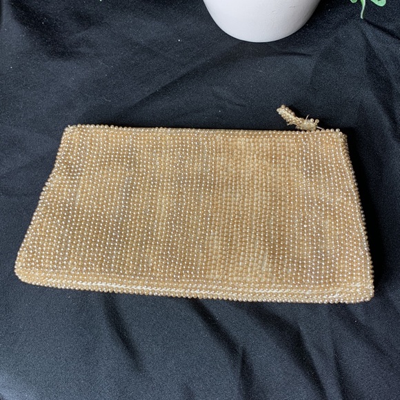 Beautiful VGC hand made Vintage Seed Bead clutch purse / evening purse - Picture 5 of 13